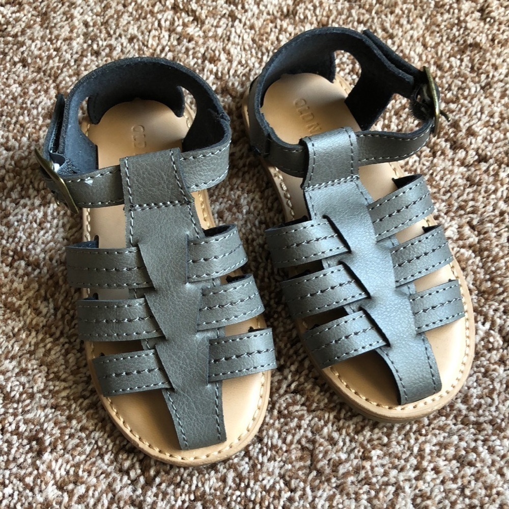 Old Navy Toddler Size 8 Sandals